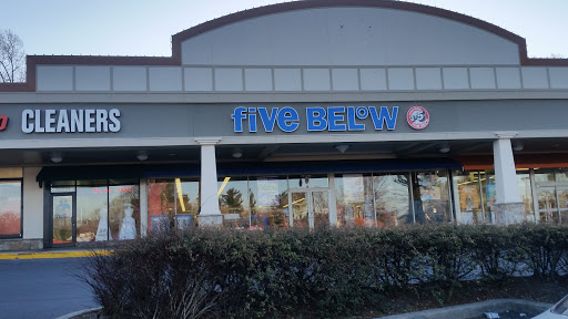 Variety Store «Five Below», reviews and photos, 13661 Connecticut Ave, Silver Spring, MD 20906, USA