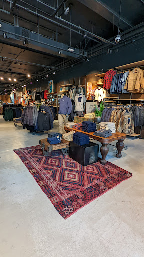 Clothing Store «Patagonia Santa Monica», reviews and photos, 1344 4th St, Santa Monica, CA 90405, USA