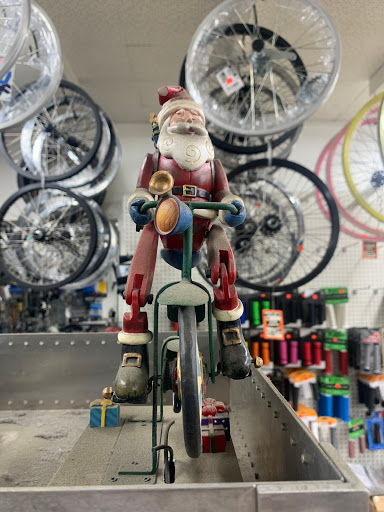 Bicycle Store «Reseda Bicycles», reviews and photos, 7056 Reseda Blvd, Reseda, CA 91335, USA