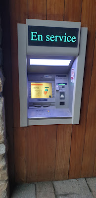 Distributeur de billets à Bagnères-de-Bigorre