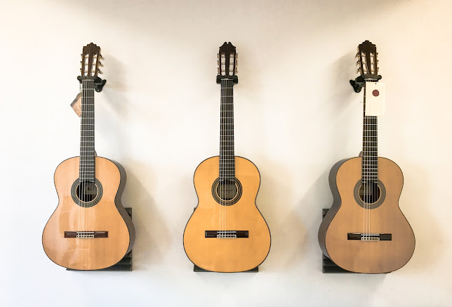 Classical Guitar Academy - Music store