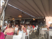 Atmosphère du Restaurant de poisson L'Amphitryon à Collioure - n°2