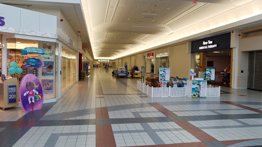 Movie Theater «AMC Loews Liberty Tree Mall 20», reviews and photos, 100 Independence Way, Danvers, MA 01923, USA