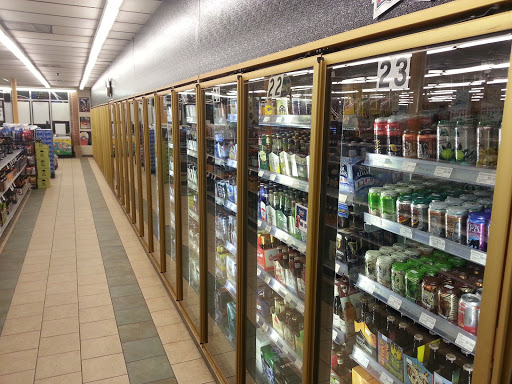 Liquor Store «Arcadia Foremost Liquors», reviews and photos, 3301 W North Ave, Chicago, IL 60647, USA