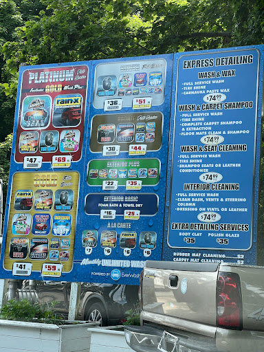 Car Wash «Riverhead Car Wash», reviews and photos, 915 Old Country Rd, Riverhead, NY 11901, USA