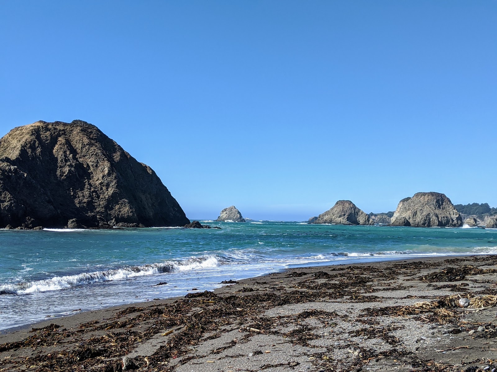 Φωτογραφία του Greenwood Creek Beach με επίπεδο καθαριότητας εν μέρει καθαρό