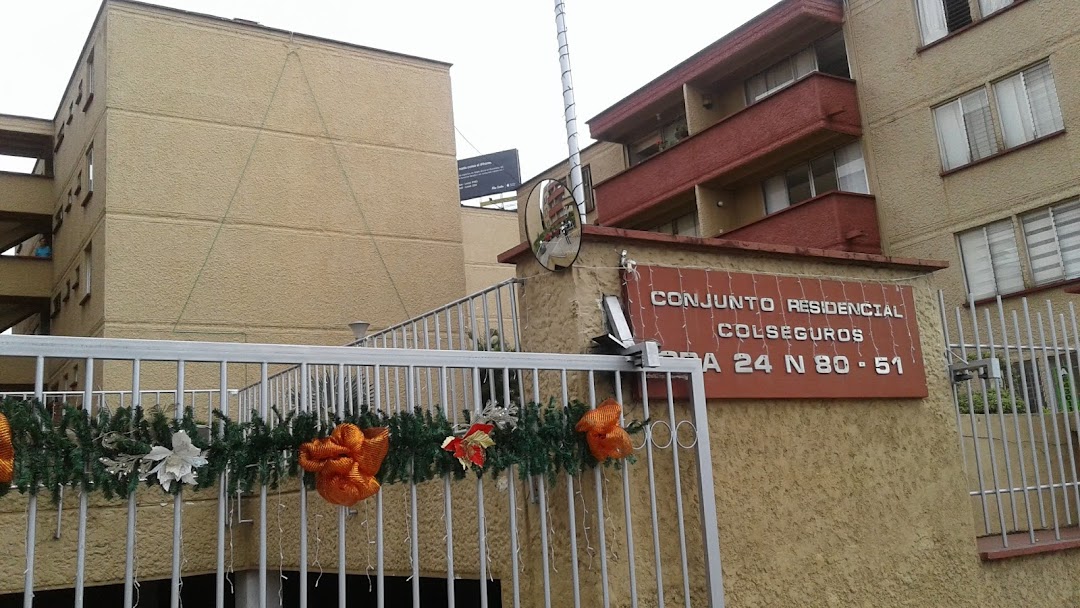 Conjunto Residencial Colseguros