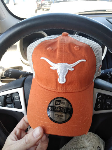 Sporting Goods Store «Academy Sports + Outdoors», reviews and photos, 1351 S Interstate Hwy 35, Round Rock, TX 78664, USA