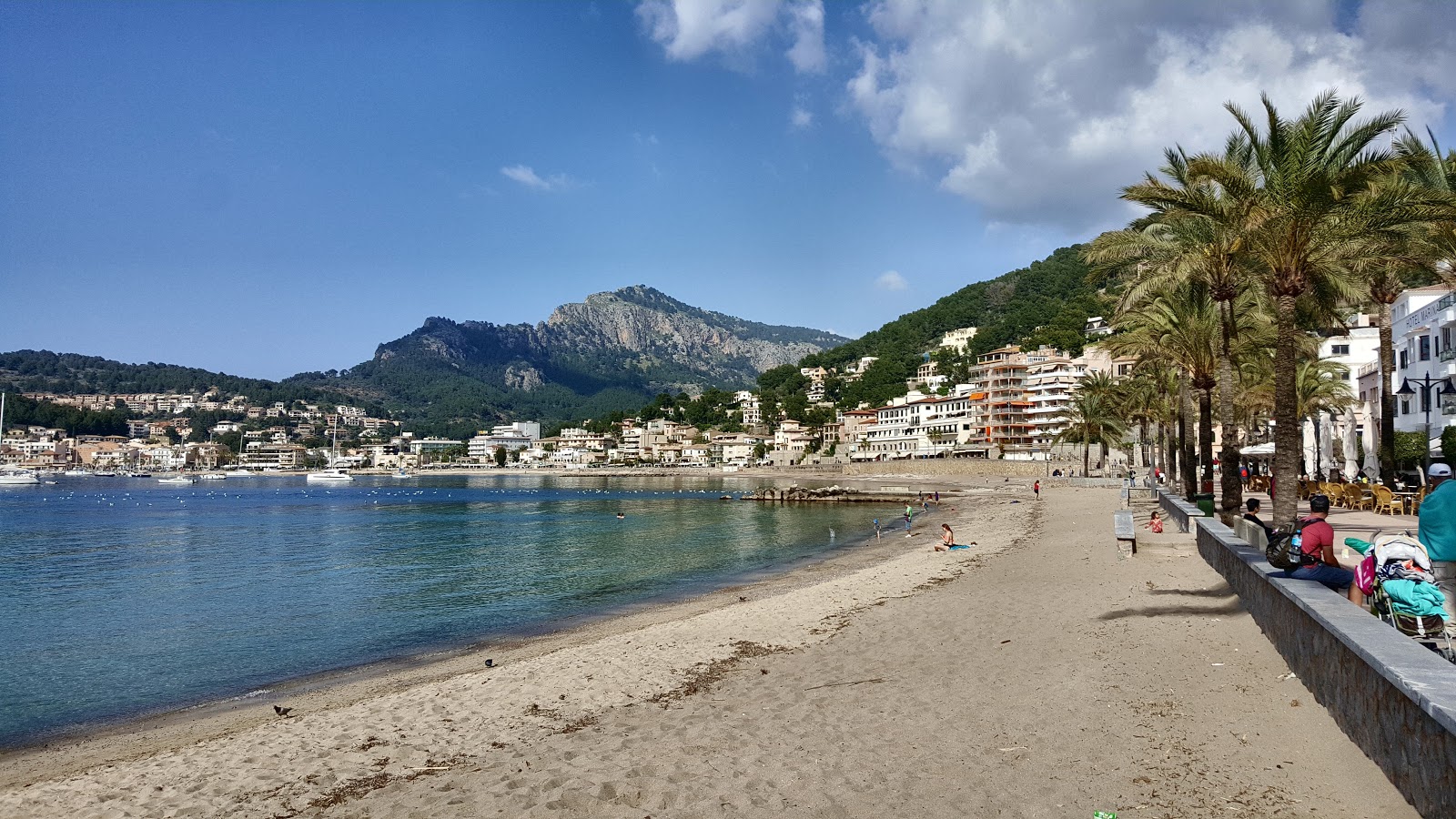 Photo de Port Soller avec baie spacieuse
