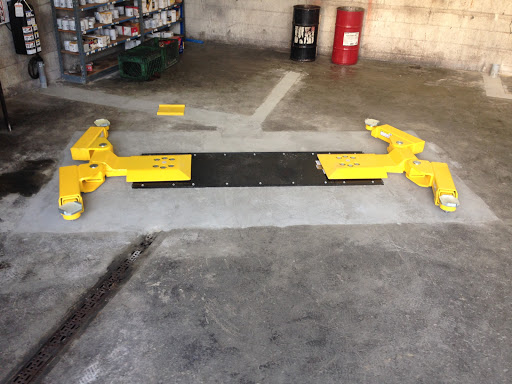 Auto Repair Shop «Mission Hills Automotive», reviews and photos, 308 W Washington St, San Diego, CA 92103, USA