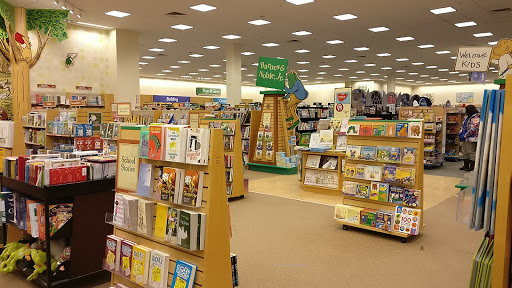 Book Store «Barnes & Noble», reviews and photos, 70 Worcester-Providence Turnpike, Millbury, MA 01527, USA