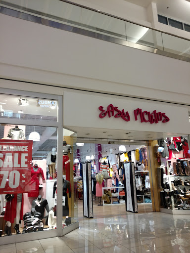 Shopping Mall «Cherry Hill Mall», reviews and photos, 2000 NJ-38, Cherry Hill, NJ 08002, USA