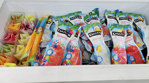 Liquor Store «Wine Vault», reviews and photos, 2 Fairbanks St, Framingham, MA 01701, USA