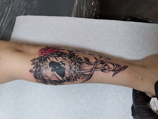 Tattoo Shop «Valhallas Gate Tattoo», reviews and photos, 201 Caldwell Blvd, Nampa, ID 83651, USA