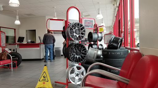 Discount Tire image