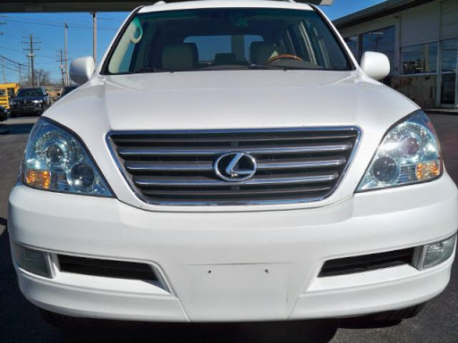 Used Car Dealer «Village Car Store», reviews and photos, 1390 Courtright Rd, Columbus, OH 43227, USA