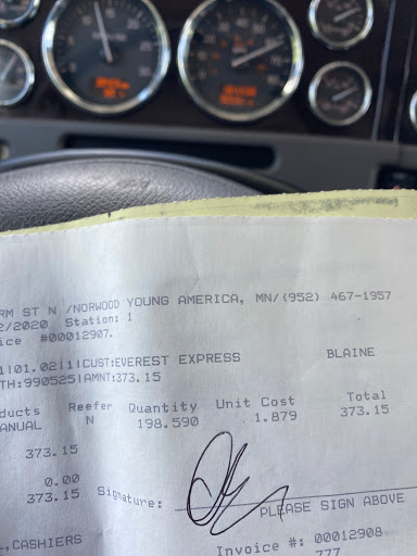 Convenience Store «Kwik Trip #854», reviews and photos, 520 N Reform St, Norwood Young America, MN 55368, USA