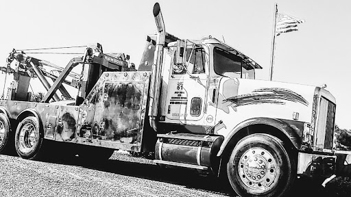 Truck Repair Shop «ROUTE 61 AUTO, TRUCK & EQUIPMENT», reviews and photos, 251 Maple Dr, Hamburg, PA 19526, USA