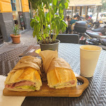 Photo n°1 de l'avis de Iwona.h fait le 21/10/2023 à 11:50 sur le  Novità Street Food à Naples