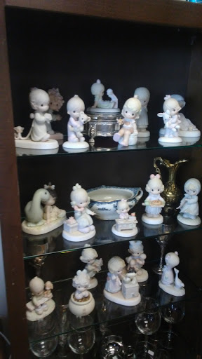 Thrift Store «ReNew ReSale», reviews and photos, 6700 Main St #130, The Colony, TX 75056, USA