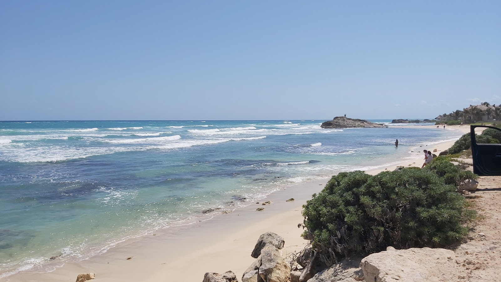 Fotografie cu Playa Mirador - locul popular printre cunoscătorii de relaxare