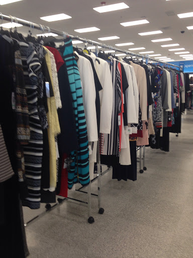 Clothing Store «Ross Dress for Less», reviews and photos, 2595 N Decatur Rd, Decatur, GA 30033, USA