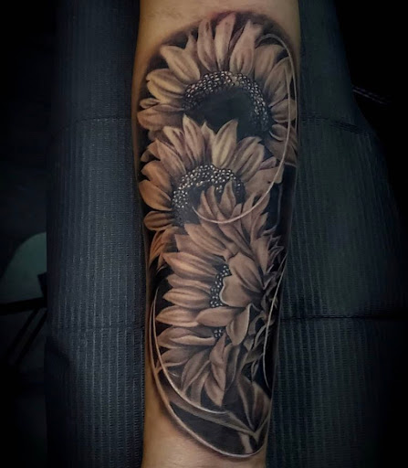 Explore mom tattoo ideas for men, creative tattoo ideas in Hollywood, available at Sacred Eye Tattoos