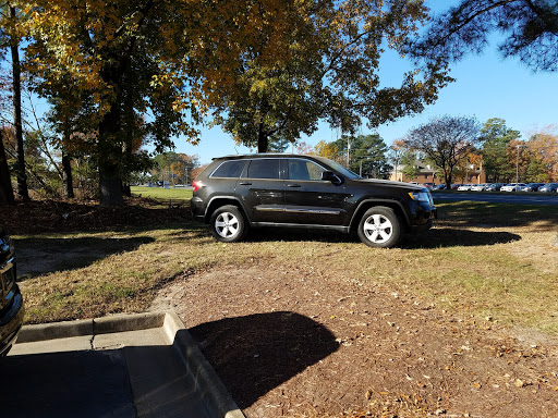 Used Car Dealer «Pre-Owned Car & Truck Liquidation Center», reviews and photos, 1510 S Military Hwy, Chesapeake, VA 23320, USA