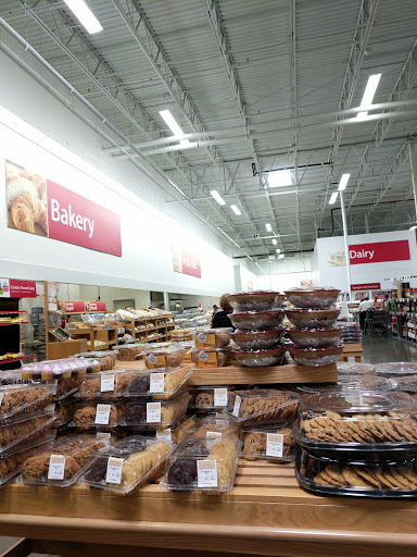 Shopping Mall «Southland Shopping Center», reviews and photos, 6944 W 130th St, Middleburg Heights, OH 44130, USA