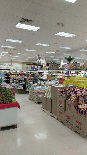 Korean Grocery Store «H Mart», reviews and photos, 3301 184th St SW, Lynnwood, WA 98037, USA