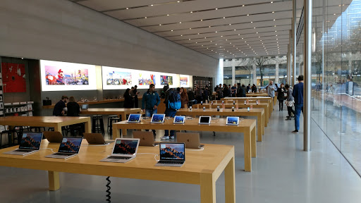 Computer Store «Apple Pioneer Place», reviews and photos, 450 SW Yamhill St, Portland, OR 97204, USA