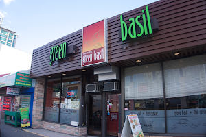 Green Basil image