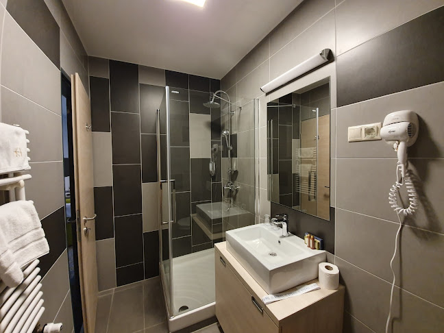 Hozzászólások és értékelések az Hotel Kamilla-ról