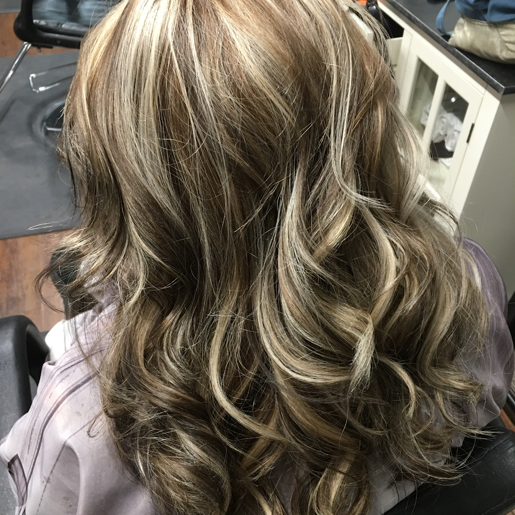 Southern Strands Hair Salon 23824