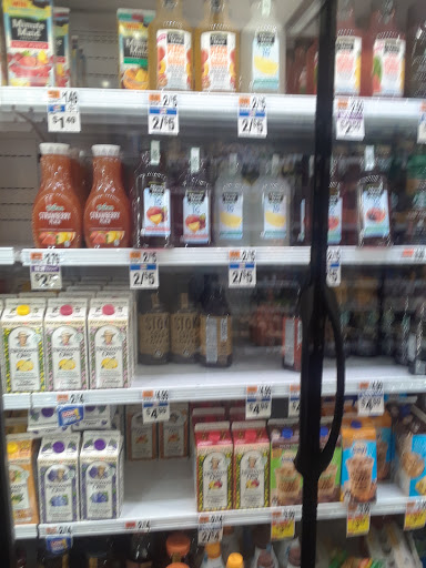 Grocery Store «Stop & Shop», reviews and photos, 105 Alewife Brook Pkwy, Somerville, MA 02144, USA
