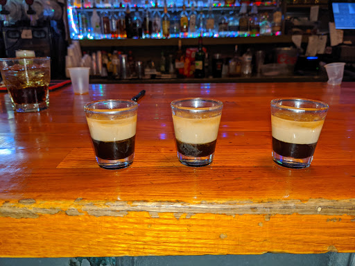 Bar «The Palm Room», reviews and photos, 11 E Salisbury St, Wrightsville Beach, NC 28480, USA