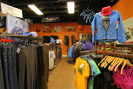 Outdoor Sports Store «Desert Rock Sports», reviews and photos, 8221 W Charleston Blvd, Las Vegas, NV 89117, USA