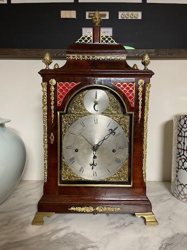 Antique clocks Melbourne