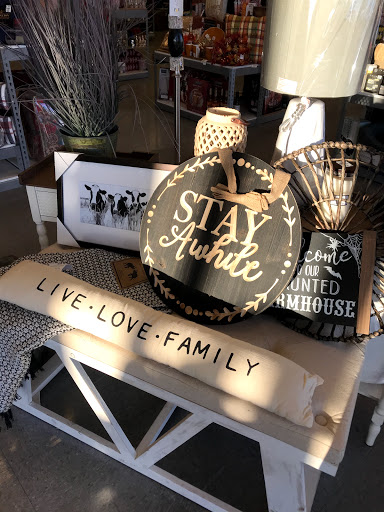 Home Goods Store «Tuesday Morning», reviews and photos, 6952 E Hampton Ave, Mesa, AZ 85206, USA