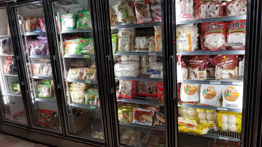 Asian Grocery Store «Asian Supermarket Golden Village New York Connecticut», reviews and photos, 365 Central Park Ave, Scarsdale, NY 10583, USA