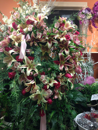 Florist «Sunset Florist», reviews and photos, 470 Bergen Blvd, Ridgefield, NJ 07657, USA