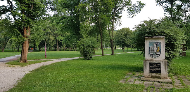 Értékelések erről a helyről: Jubileumi Park, Kazincbarcika - Parkoló
