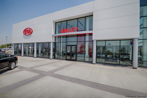 Kia Dealer «Valley Kia of Fontana», reviews and photos, 16272 S Highland Ave, Fontana, CA 92336, USA