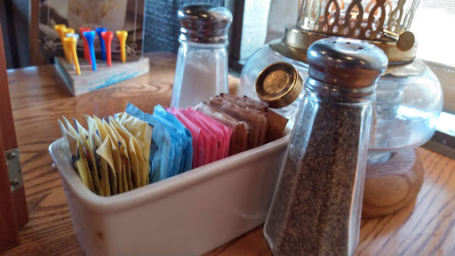 American Restaurant «Cracker Barrel Old Country Store», reviews and photos, 4001 S Frontage Rd, Vicksburg, MS 39180, USA