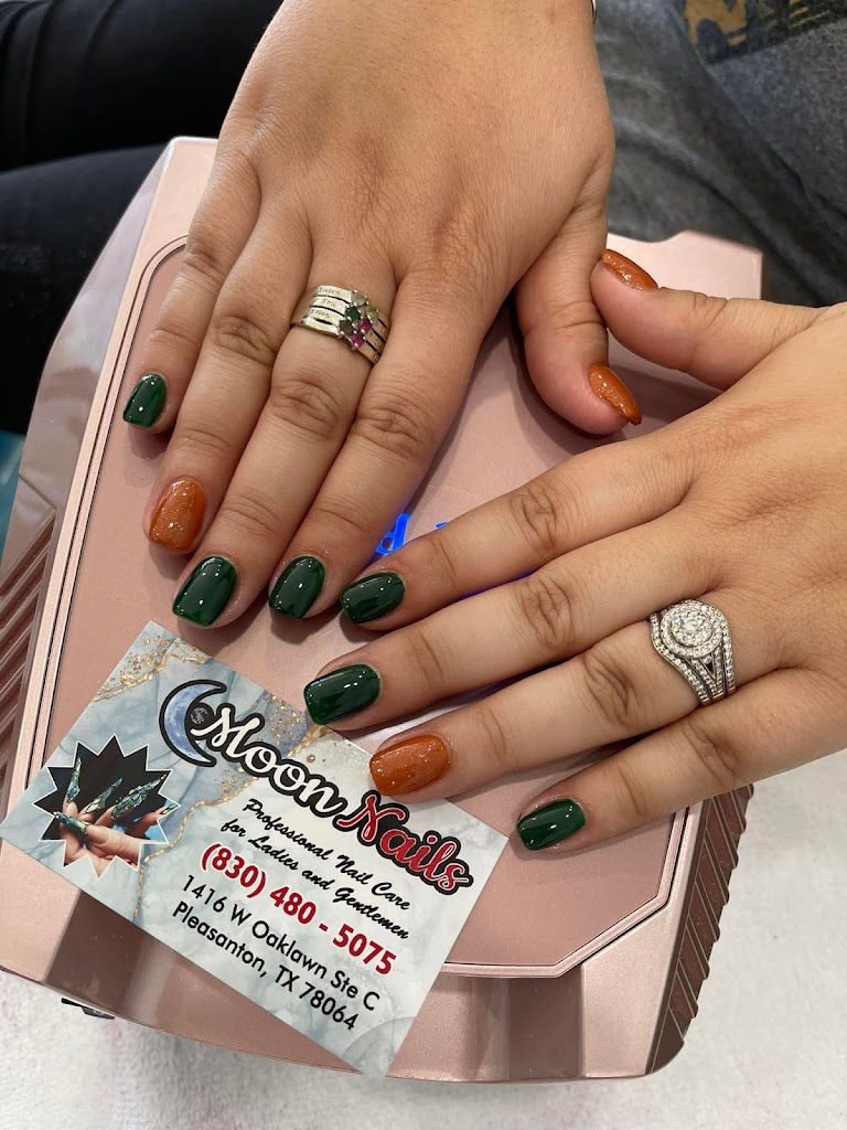 MOON NAILS LLC 78064