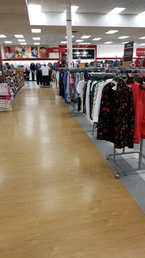 Department Store «T.J. Maxx», reviews and photos, 444 State Rd, North Dartmouth, MA 02747, USA