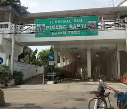 Sans Hotel Fiducia Pondok Gede photo