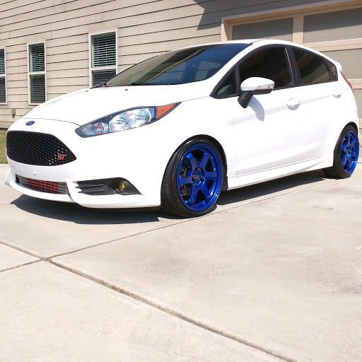 Tire Shop «Discount Tire Store - Peachtree City, GA», reviews and photos, 2801 GA-54, Peachtree City, GA 30269, USA