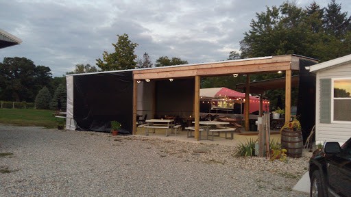 Winery «Majestic Oak Winery Ltd», reviews and photos, 13554 Mohler Rd, Grand Rapids, OH 43522, USA