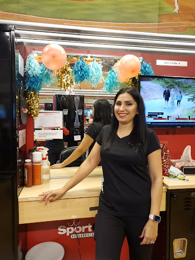 Hair Salon «Sport Clips Haircuts of Tracy», reviews and photos, 2451 Naglee Rd #102, Tracy, CA 95304, USA